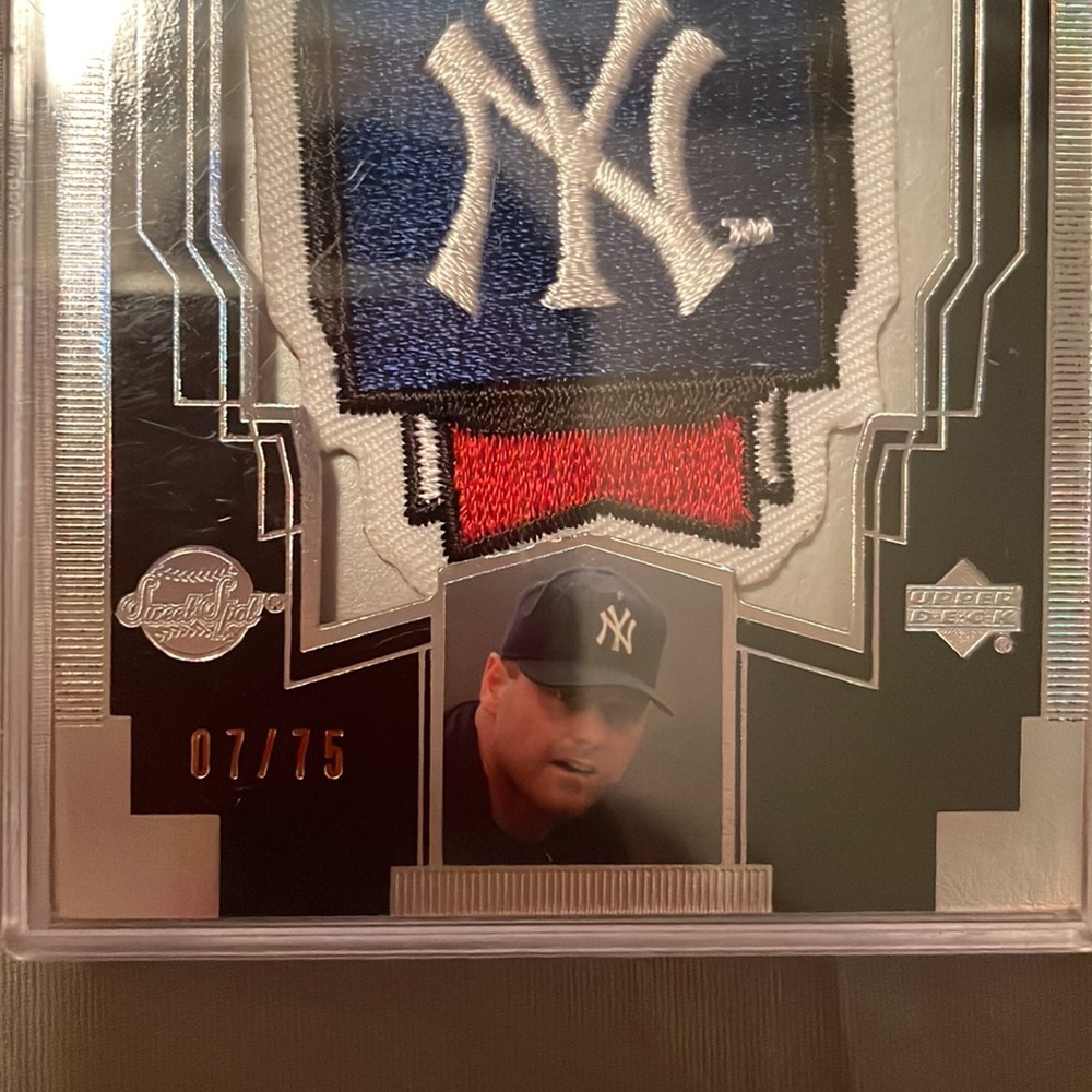 Roger Clemens Autograph baseball ⚾️ patch baseball card - Picture 6 of 9
